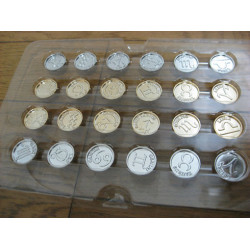 - Saint Seiya - Myth Cloth Emblem Set - Tamashii Nation 2009 - Special Limited Edition
